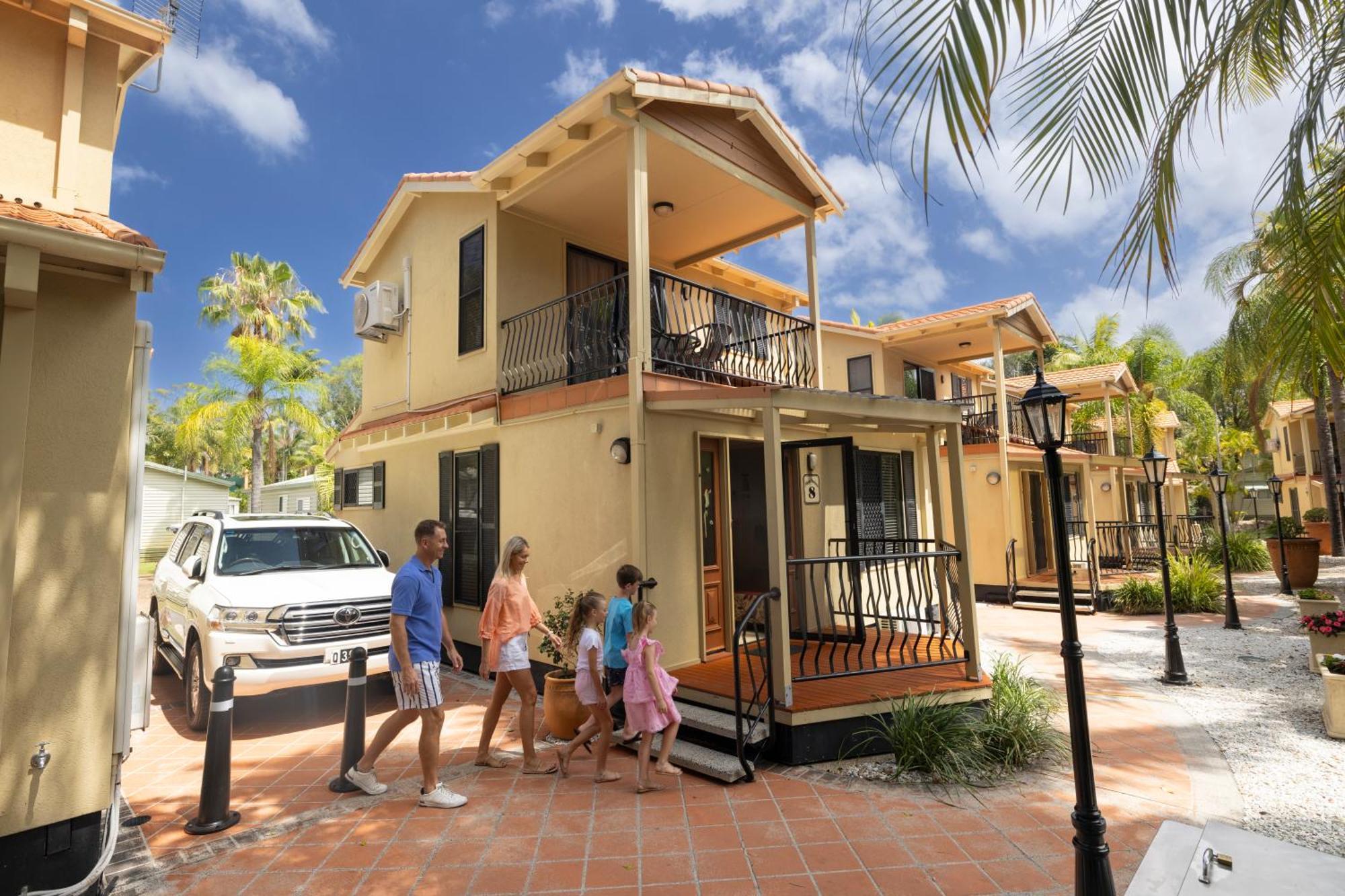 Ashmore Palms Holiday Village Gold Coast Buitenkant foto