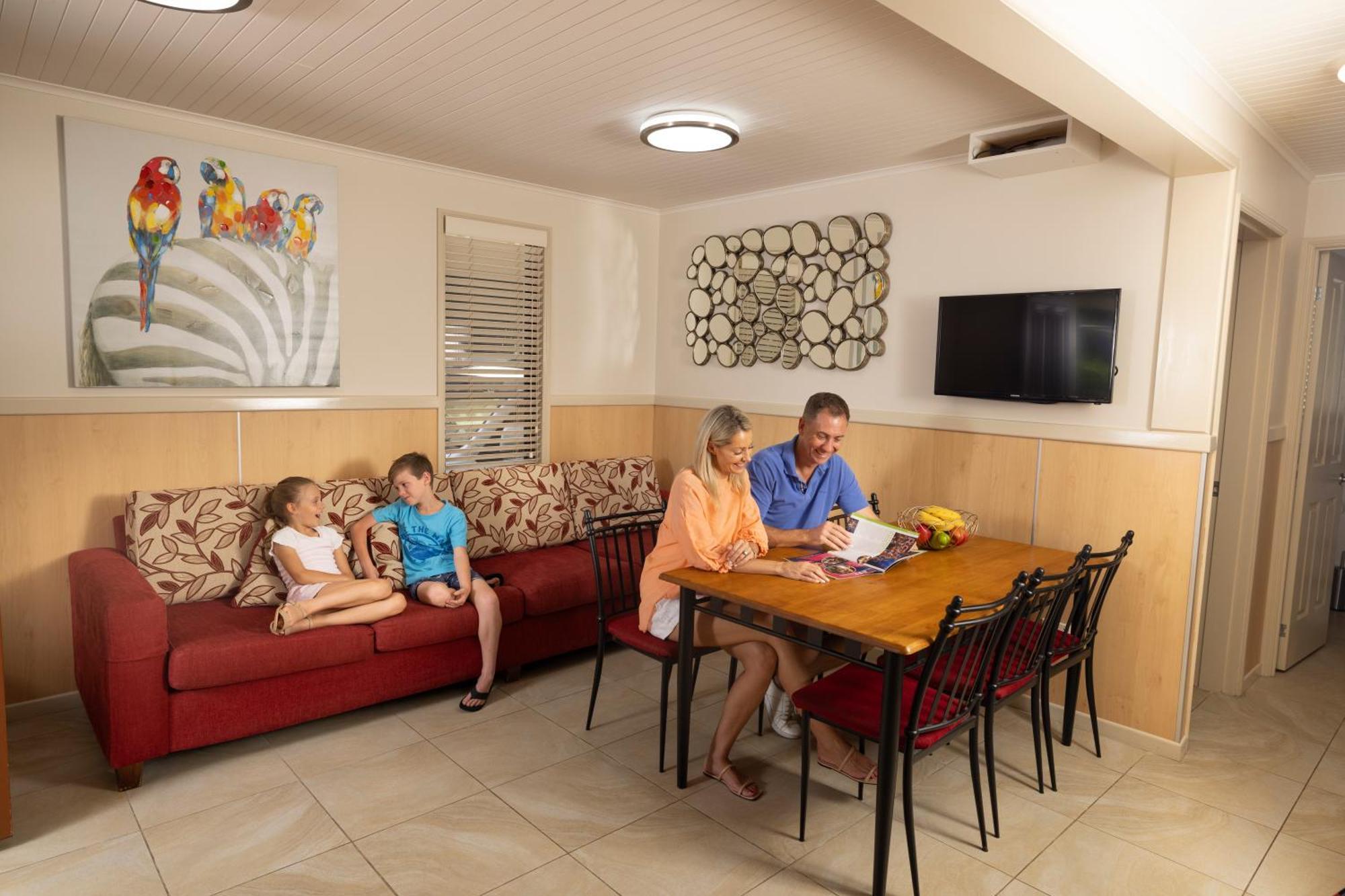 Ashmore Palms Holiday Village Gold Coast Buitenkant foto
