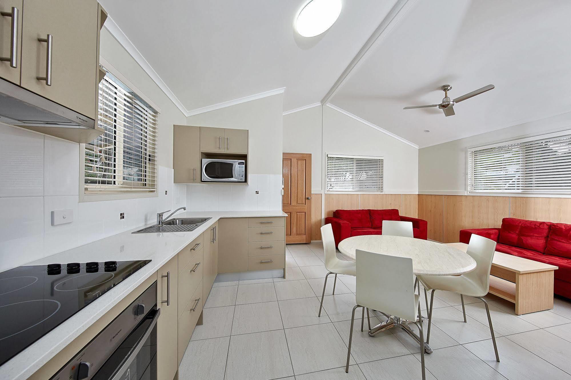 Ashmore Palms Holiday Village Gold Coast Buitenkant foto